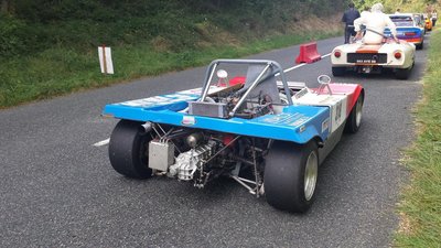Barquette avec 1596 Gordini et BV Renault