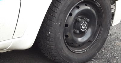 205 305.jpg (219.71 Kio) Vu 1804 fois Détail des roulettes