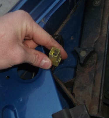 Screenshot-2017-10-16 longue portée 205 gti - Recherche Google.png