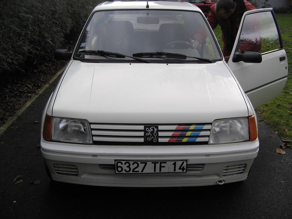 205 rallye 009.JPG
