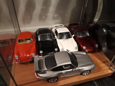 Les Porsche au 1/18