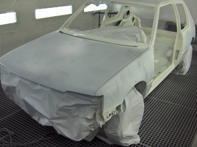 14 Octobre 2009 Carrosserie Rallye N°2 001.jpg (398.45 Kio) Vu 1090 fois Intèrieur repeint et extèrieur sous appret