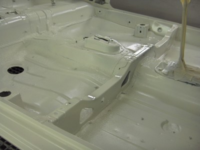 14 Octobre 2009 Carrosserie Rallye N°2 006.jpg (353.97 Kio) Vu 1090 fois Réfection de tous les joints d'étanchéité