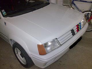 dans le garage