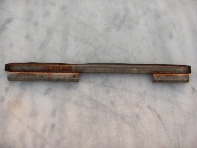 Restauration 19 Novembre 2009 012.jpg (367.57 Kio) Vu 957 fois Guide bas de vitre..............:Avant