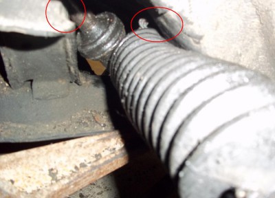 Ca bloque au niveau du pignon et et du boitier du ressort