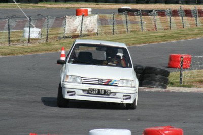 247152_208736719165562_147616301944271_580841_1252409_n.jpg