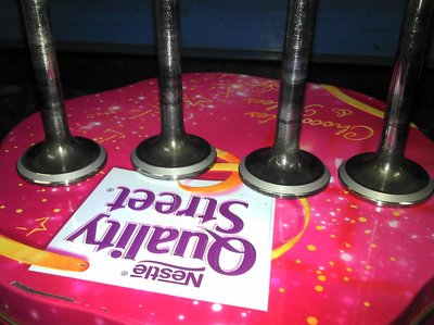 les 4 soupapes