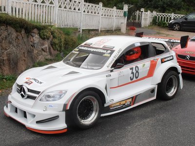 les nouvelles autos à moteur de moto les mit jet