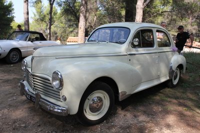 Je kiffe les 203 ...