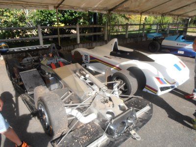 une cousine avec moteur de 405 mi16