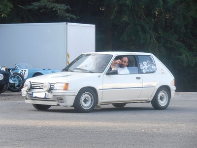 parle plus fort on ne t'entend pas Jean