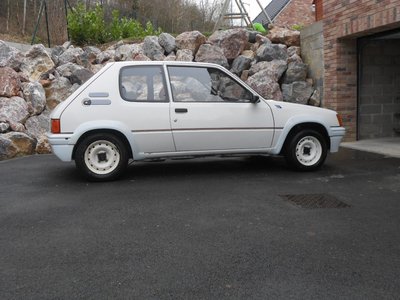 205 Rallye.JPG