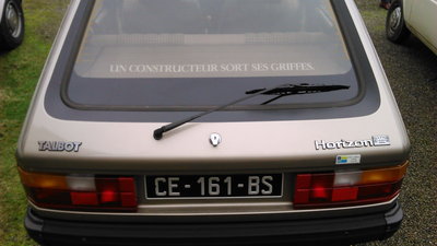 j'aurais dû prendre une photo de l'interieur ..... il y avait du ronce de noyer dedans