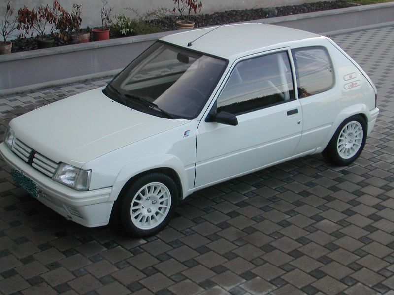 205 rallye 004.jpg