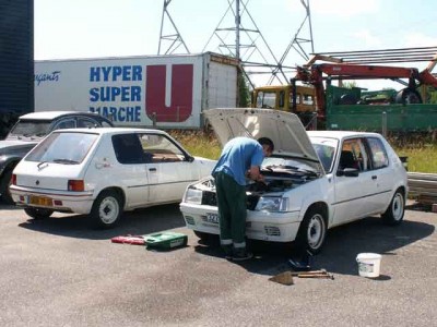 Pendant que certain s'active...........(j'ai volontairement pas mis de S !! )