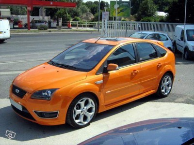focus st  pas très loin de chez moi a 14700 euros... et 12000 km oui accessible ...