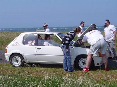 déja le nez sous le capot !!