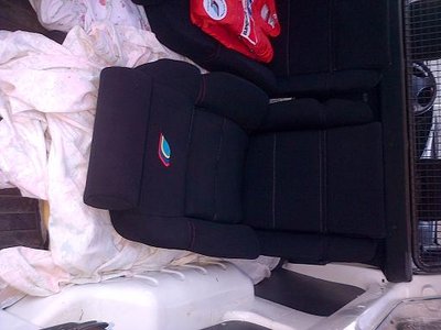 dans le berlingo à djo